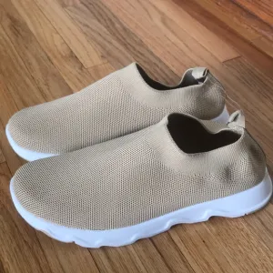 Tommy Bahama women khaki mesh slip on Sneakers.