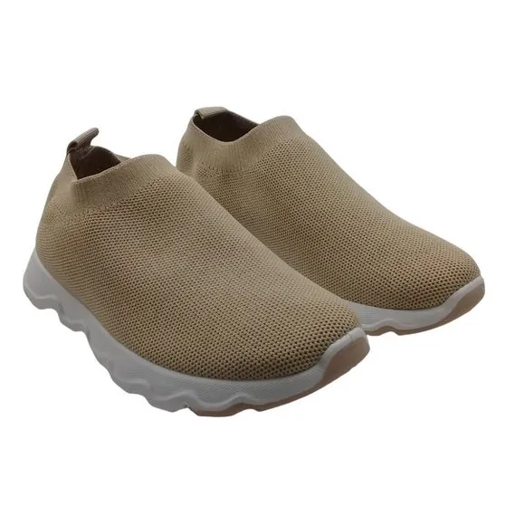 Tommy Bahama Women's NEW Slip On Textile Comfort Tan Sneakers Memory Foam
