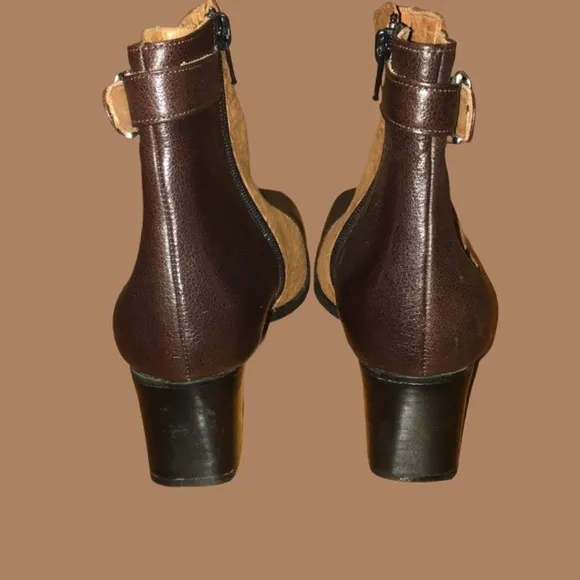 Torcivia Industria Argentina Booties