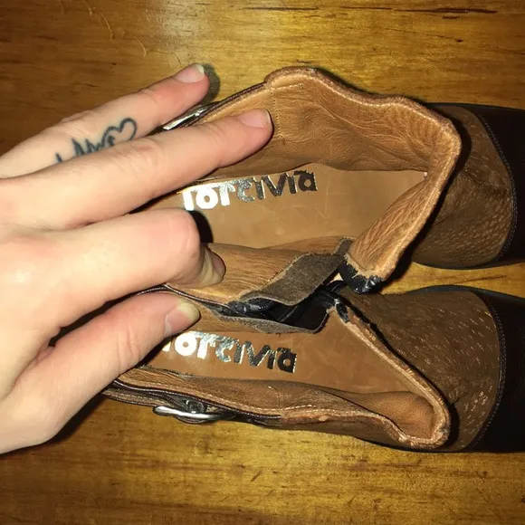 Torcivia Industria Argentina Booties