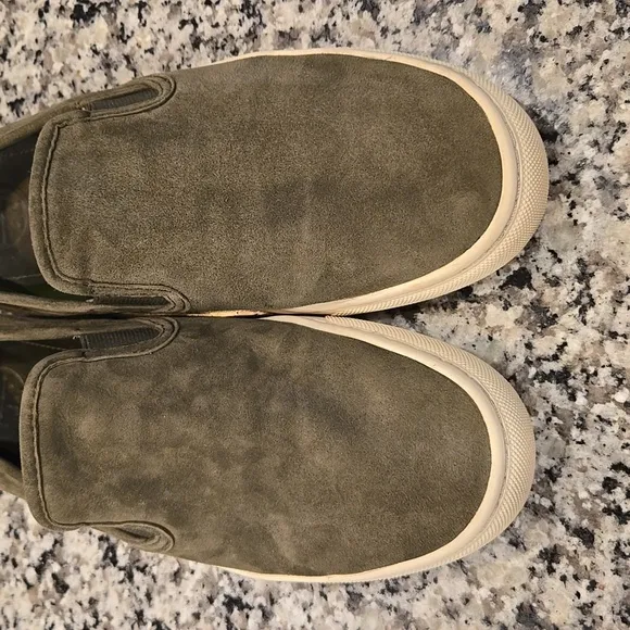 TORY BURCH JESSIE OLIVE GREEN SUEDE SLIP- ON SNEAKER. SIZE 8.5.