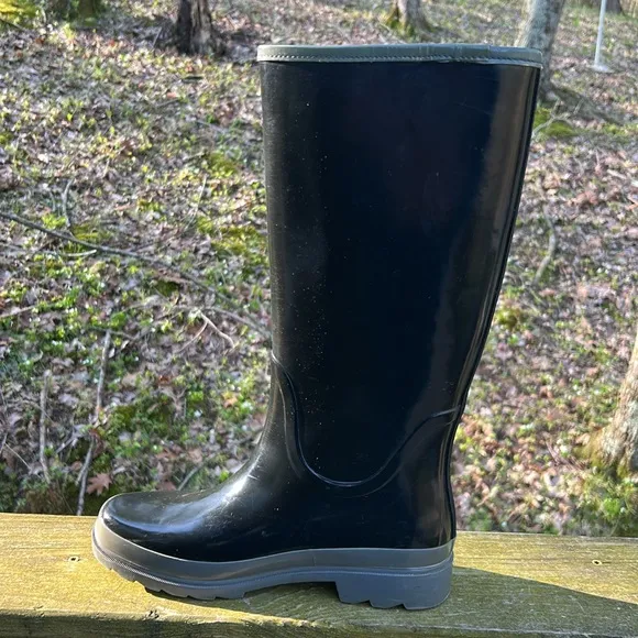 Tory Burch Logo Rain Boots