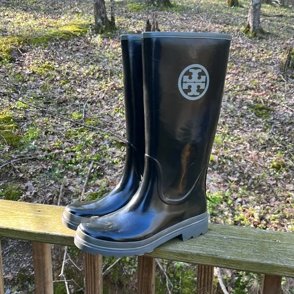 Tory Burch Logo Rain Boots