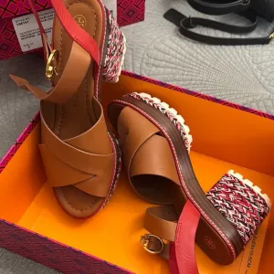 Tory Burch Women's Tan and Red Sandals