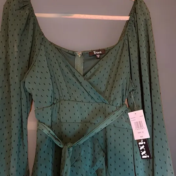 Trixxi Women's Fun Flirty Ethereal Emerald Green &amp; Black Mini Dress Sz 15 NWT