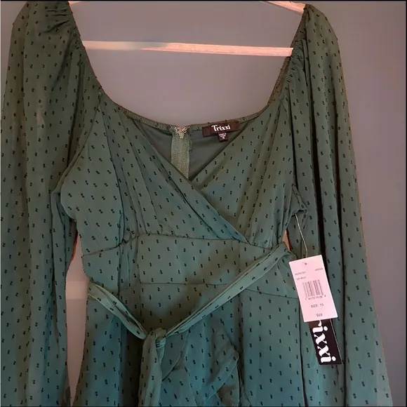Trixxi Women's Fun Flirty Ethereal Emerald Green &amp; Black Mini Dress Sz 15 NWT