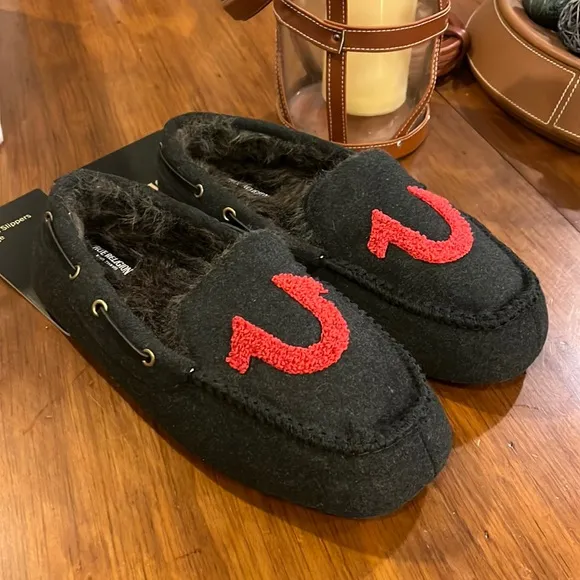 True Religion Men’s Slippers House Shoes new black multiple sizes available