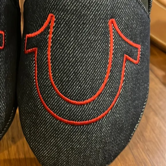 True Religion Men’s Slippers House Shoes new black multiple sizes