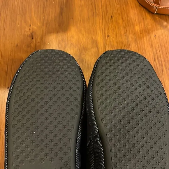 True Religion Men’s Slippers House Shoes new black multiple sizes