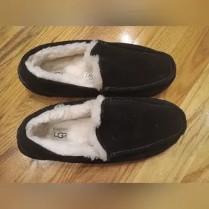 UGG 1101110 Men's Ascot Black Sheepskin Suede Slippers Moccasin‎ Shoes Size 9