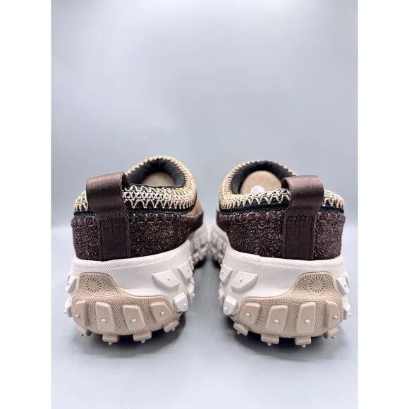 UGG All Gender Venture Daze Slip-On Shoes, Size 12 Men’s/13 Women’s