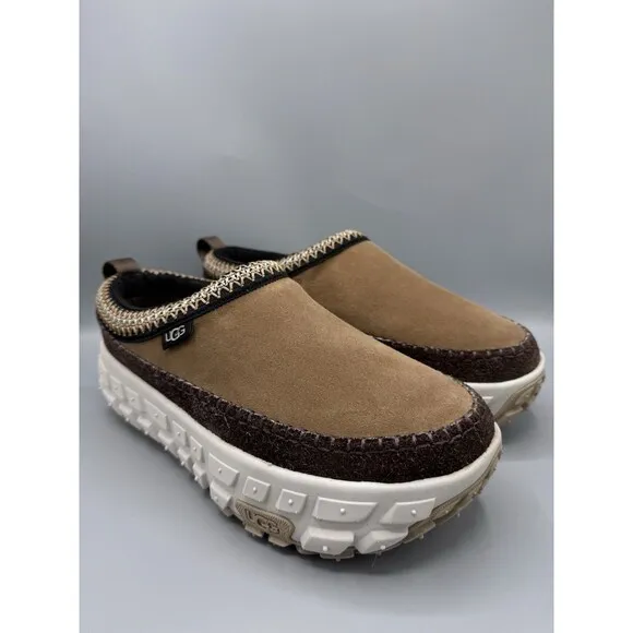 UGG All Gender Venture Daze Slip-On Shoes, Size 12 Men’s/13 Women’s