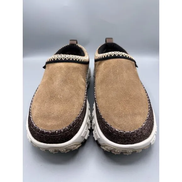 UGG All Gender Venture Daze Slip-On Shoes, Size 12 Men’s/13 Women’s