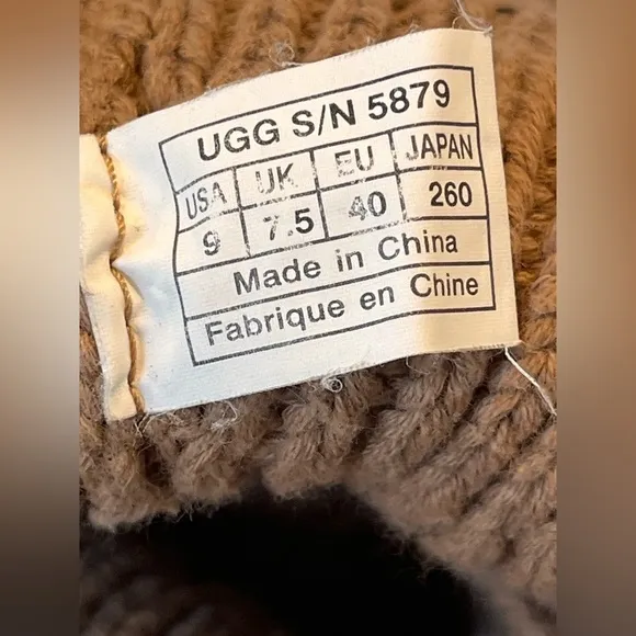 UGG ARGYLE KNIT SWEATER STYLE PULL ON BOOTS