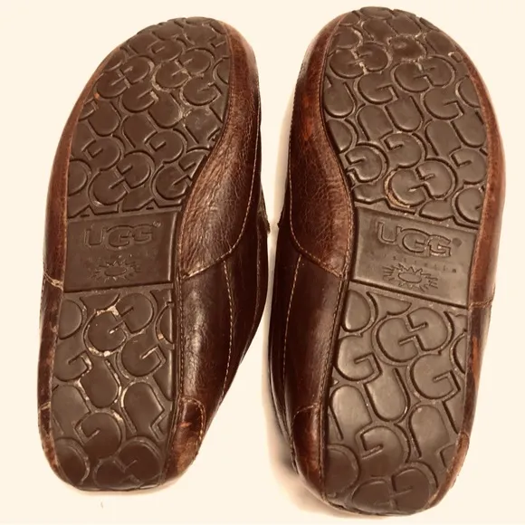 UGG Ascot red-brown leather moccasin slippers shoes