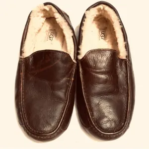 UGG Ascot red-brown leather moccasin slippers shoes
