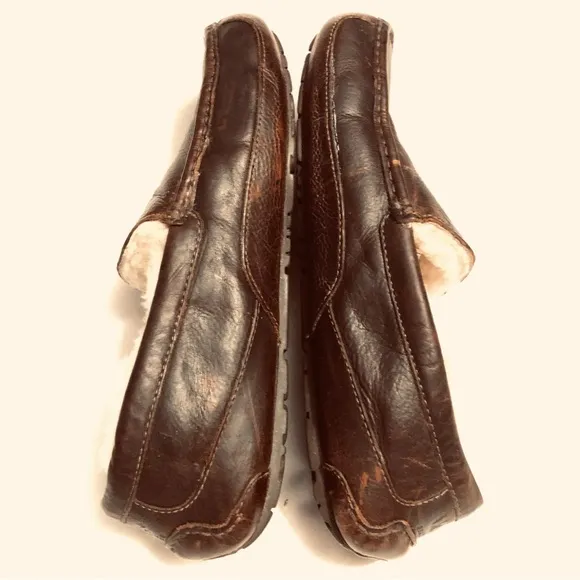 UGG Ascot red-brown leather moccasin slippers shoes