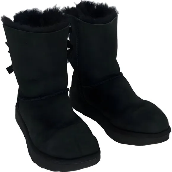 UGG Bailey Bow II Velvet Ribbon Sheepskin Boots 7