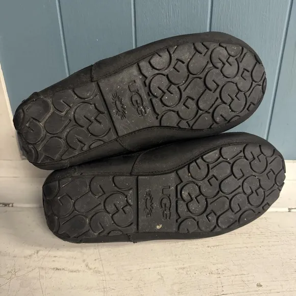 UGG Black ASCOT CHINA TEA LEATHER/ SHEEPWOOL SLIPPERS, Men's US 9 EEE *read