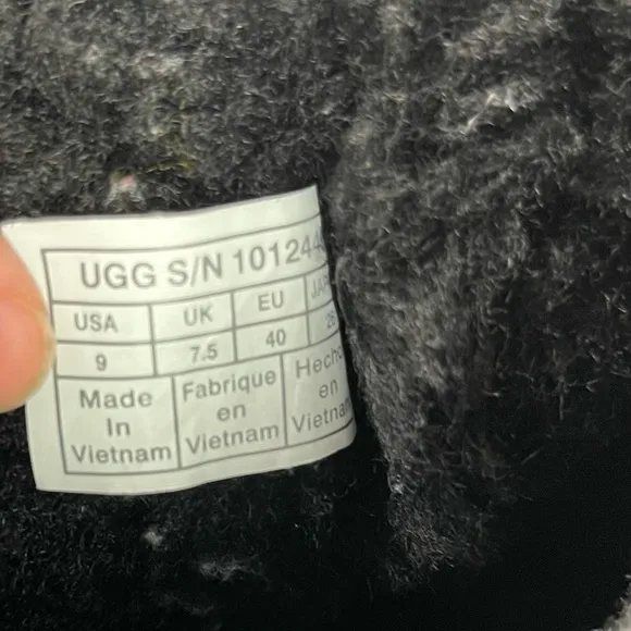 Ugg Boots Nash Winter Snow Solid Black Leather Sheepskin Big Buckle Metal Detail