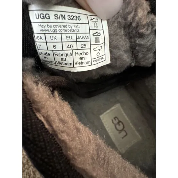 UGG Boots Neumel SN 3236 Men Black Size 7