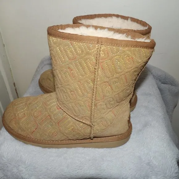 UGG Brown Logo Boots Sz 4