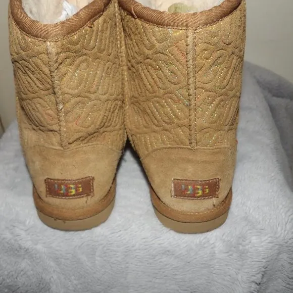 UGG Brown Logo Boots Sz 4