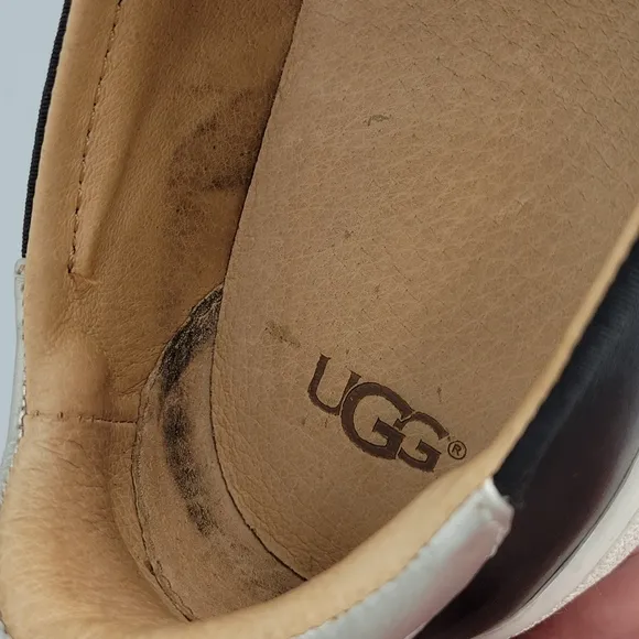 Ugg Cas Double Gore Black Slip On Sneakers 11
