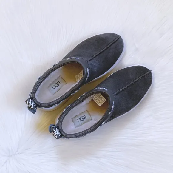 UGG Classic Boom Slip On Charcoal Sneakers