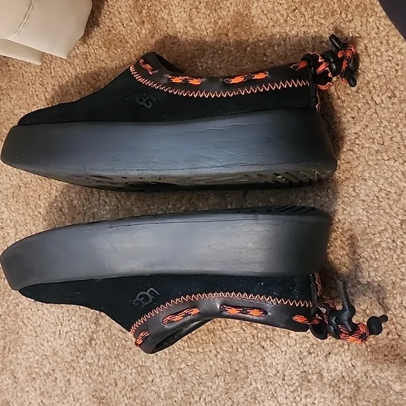 UGG Classic Boom Slip-on Sneakers