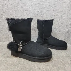 UGG Classic Mini Women's Size US 5 Black Sheepskin Chain Logo Strap Boots NEW