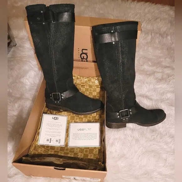 UGG Dree Boots Size 7.5 Black Suede Leather