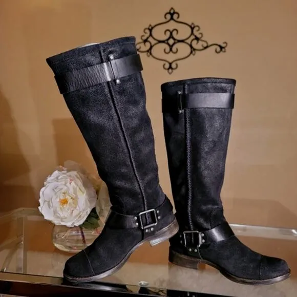 UGG Dree Boots Size 7.5 Black Suede Leather