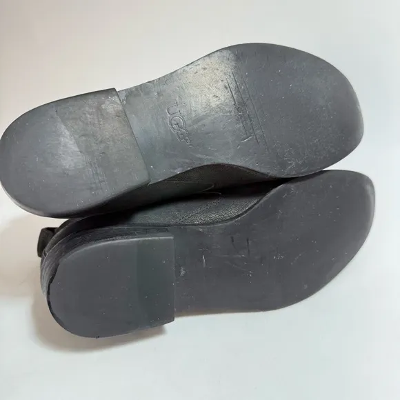 UGG Glee Black Leather Low Ankle Boots 7.5