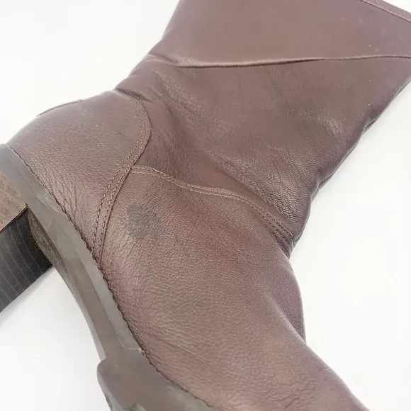 Ugg Jessia Stout Boots
