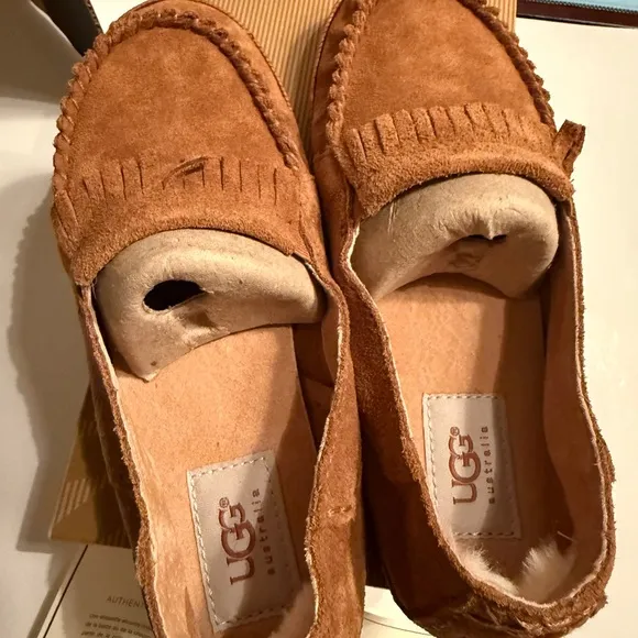 Ugg K Marin Moccasin Shoes Chestnut Size 4 Youth (Women’s 6) New in Box