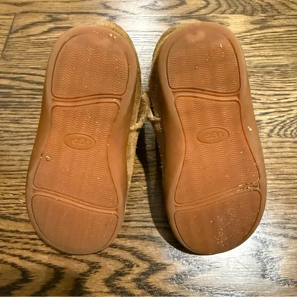 UGG Keelan Chestnut Kids Boots
