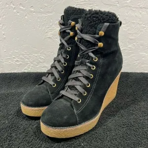 🔥🔥 UGG KIERNAN BLACK SUEDE SHEEPSKIN WEDGE ANKLE BOOTS Women Sz 9 - PERFECT
