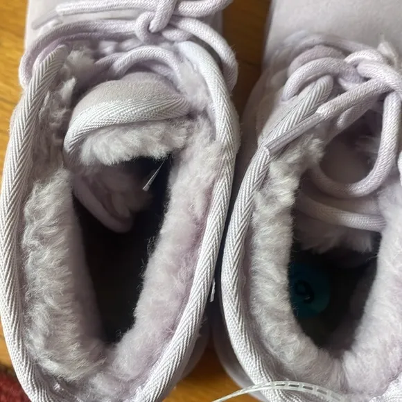 UGG Lavender Neumel Chukka Boots - Size Big Kids 6