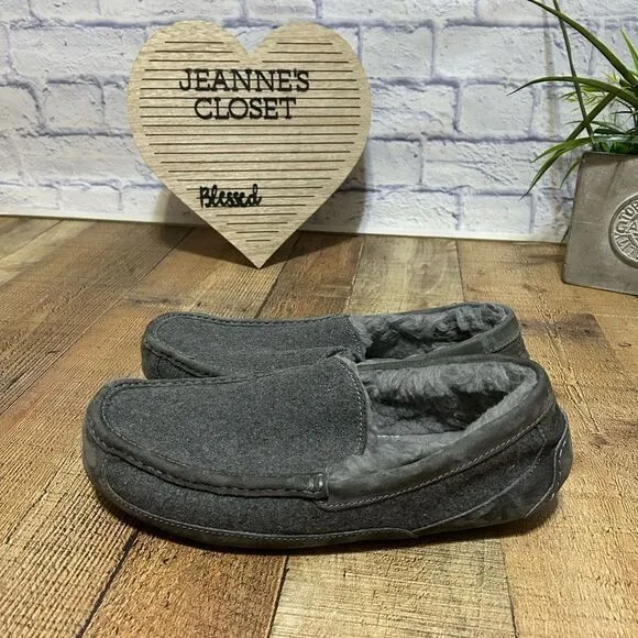 UGG Men's Ascot wool Slippers size 14