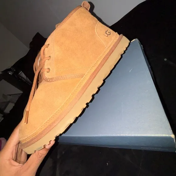UGG MEN'S NEUMEL CASUAL SHOES size 12