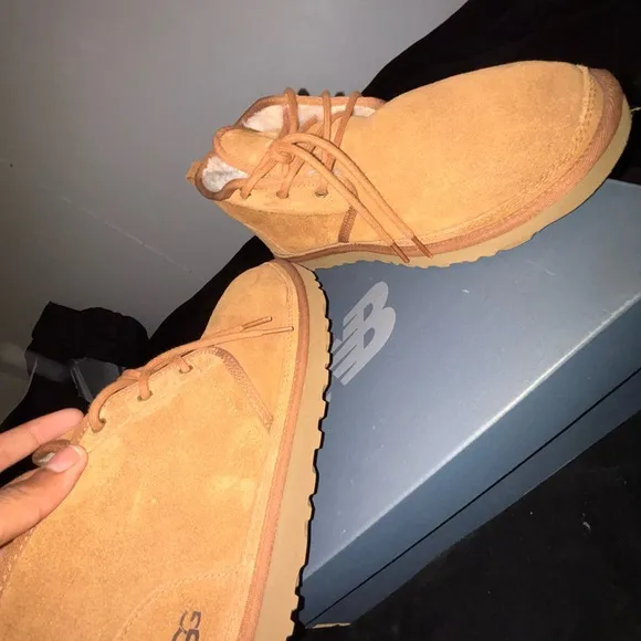 UGG MEN'S NEUMEL CASUAL SHOES size 12