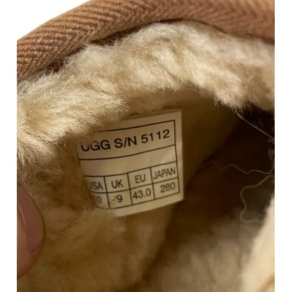 UGG Scuff Romeo Slippers Mens 10 Beige Tan Suede Sheepskin Lined Shoes Clogs