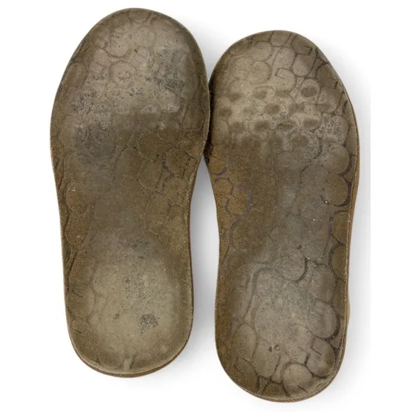 UGG Scuff Romeo Slippers Mens 10 Beige Tan Suede Sheepskin Lined Shoes Clogs