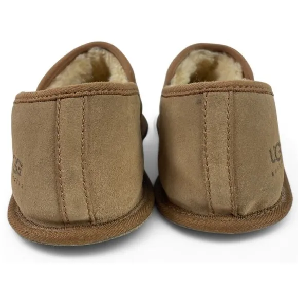 UGG Scuff Romeo Slippers Mens 10 Beige Tan Suede Sheepskin Lined Shoes Clogs