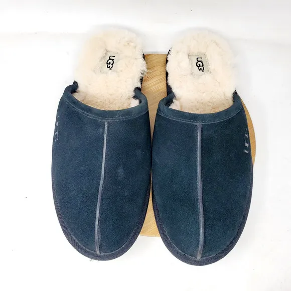 UGG Scuff Slippers Mens 11 Black Leather Slip On Shoes Shearling Lined Mule