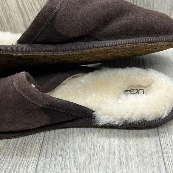 UGG Scuff Slippers