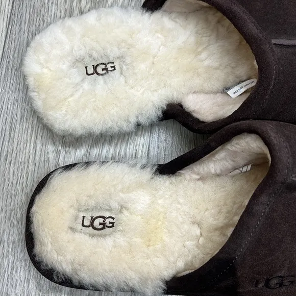 UGG Scuff Slippers