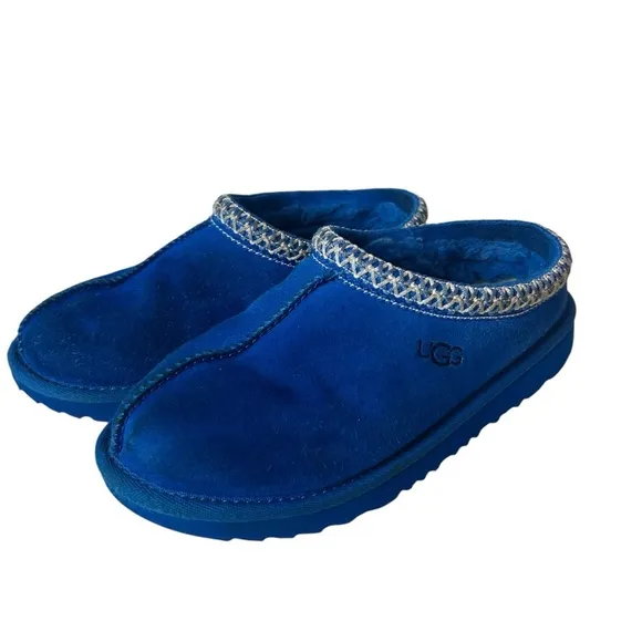 UGG Slippers Boys Size 2 Blue Suede Sheepskin Lined Tasman II Kids Slip On Shoes