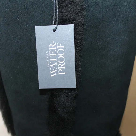 UGG TALL SUNDANCE BLACK SUEDE WATERPROOF‎ BOOTS